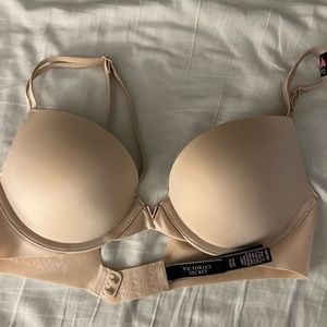 Brand new Victoria Secret push up bra